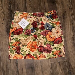 Baevely Floral Patterned Skirt- Size Small